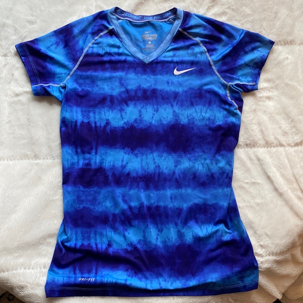 Nike pro combat shirt M